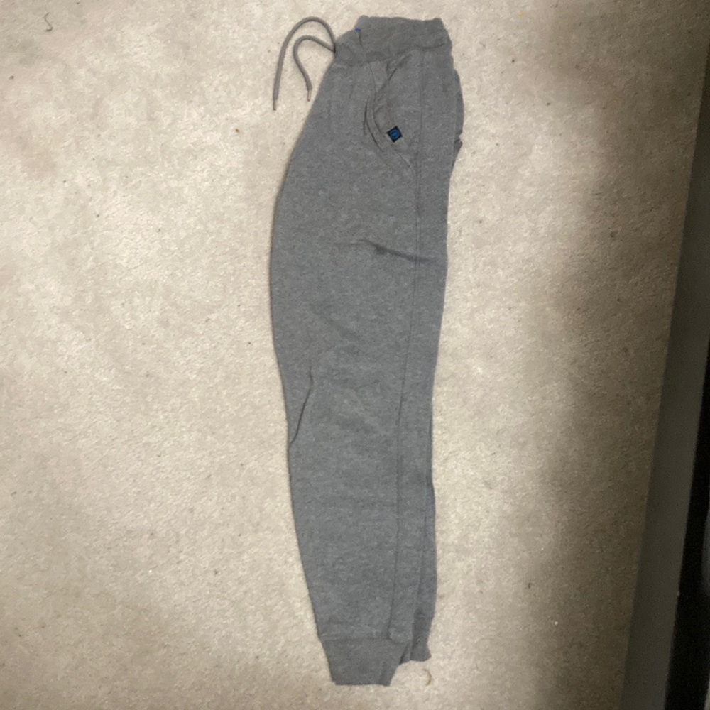 Manument grey sweats